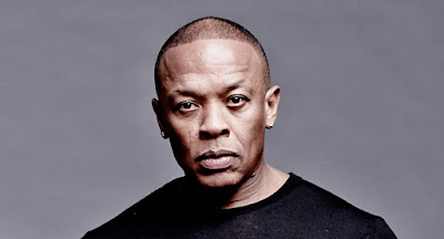 Álbum do DR Dre ‪Compton‬ Estreia Em  2 º lugar na Billboard 200 esta semana.