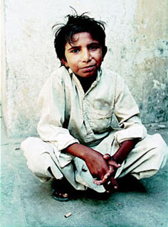 iqbal_masih_maseeh_child_labor_labour_pakistan_muridke_mureedkay_muridkay_BLLF_carpet_industry