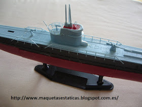 maqueta a miniatura de submarino de la II G.M. U-boat IXB