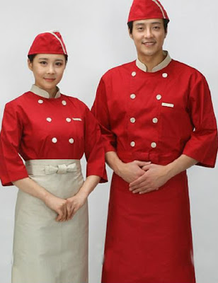 Các mẫu thiết kế nón đầu bếp, áo bếp của Hoa Tay đa dạng về mẫu mã, màu sắc