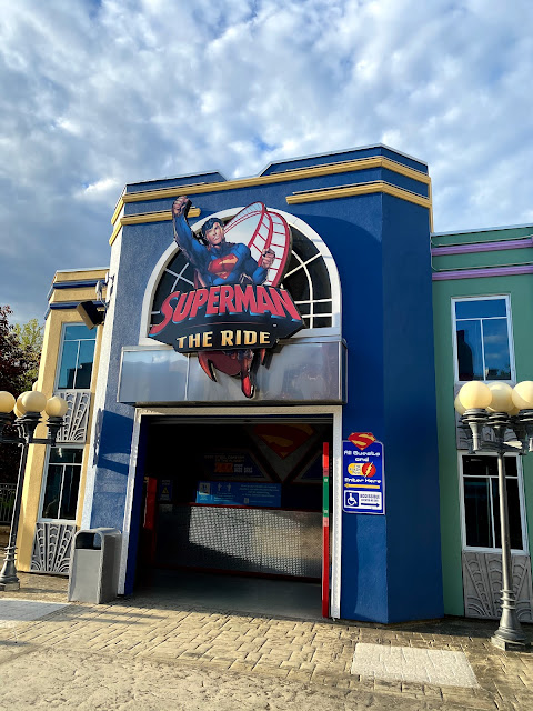 Superman The Ride Queue Line Entrance Six Flags New England