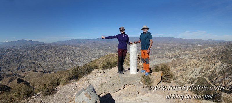 Cumbre del Cerro Alfaro