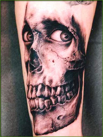 Skull tattoos for girls