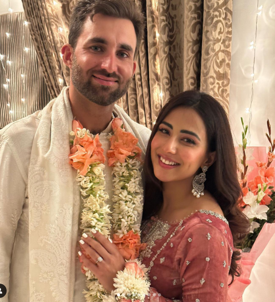 Actress Ishna Shah got engaged, the pictures went viral