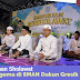 Lantunan Sholawat Bersama Gus Azmi dan Cak Fandy Menggema di SMAN Dukun Gresik