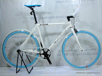 A 700C SunCity Fixie Bike