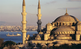 the beautiful mosques of Istanbul erected my Ottoman Turks