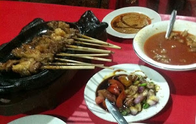 Nikmati wisata kuliner malam di kota Bandung - Gule Harris