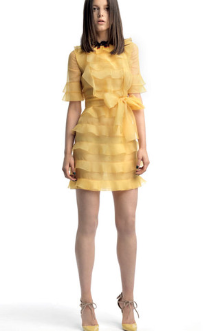 Natalie Portman Yellow Valentino. Natalie Portman wore a yellow