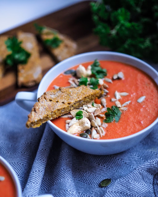 Helppoja kasvisruokia - paahdettu paprika-tomaattikeitto - nutsforwellness