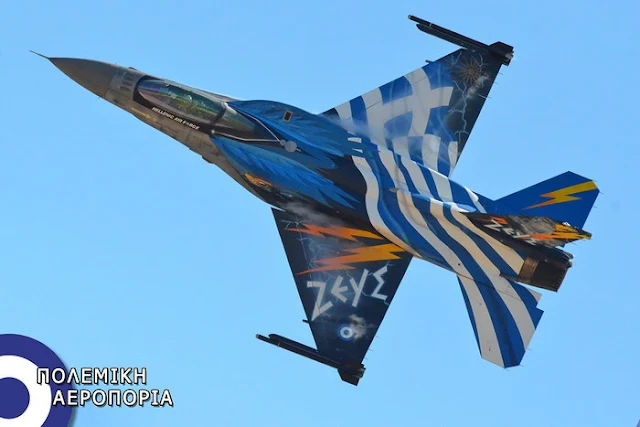 Αεροπορική επίδειξη αεροσκάφους F-16 στην Αλεξανδρούπολη