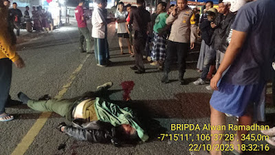 Polsek Jampang Kulon Polres Sukabumi Lakukan Penyelidikan Kecelakaan Tragis Roda Dua Tewas Ditempat, Diduga Korban Tabrak Lari.