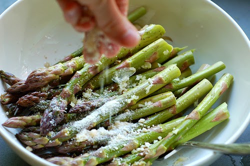 Parmesan garlic grilled asparagus by Eve Fox, the Garden of Eating, copyright 2013