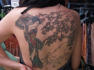 Japanese Geisha Tattoo Designs With Image Sexy Girls Showing Japanese Geisha Tattoo On The Backpiece Picture 4