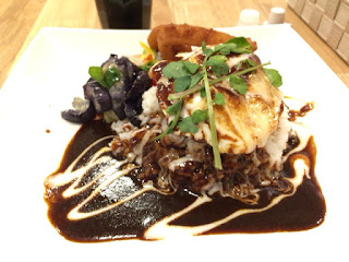 ロコモコ丼