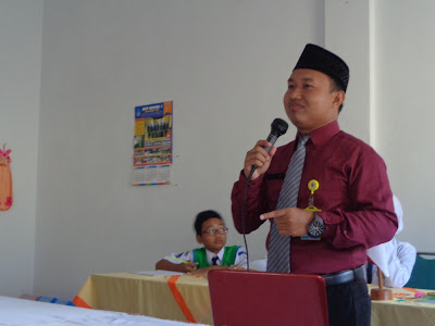 KADER KESEHATAN REMAJA SMPN 1 WEDARIJAKSA