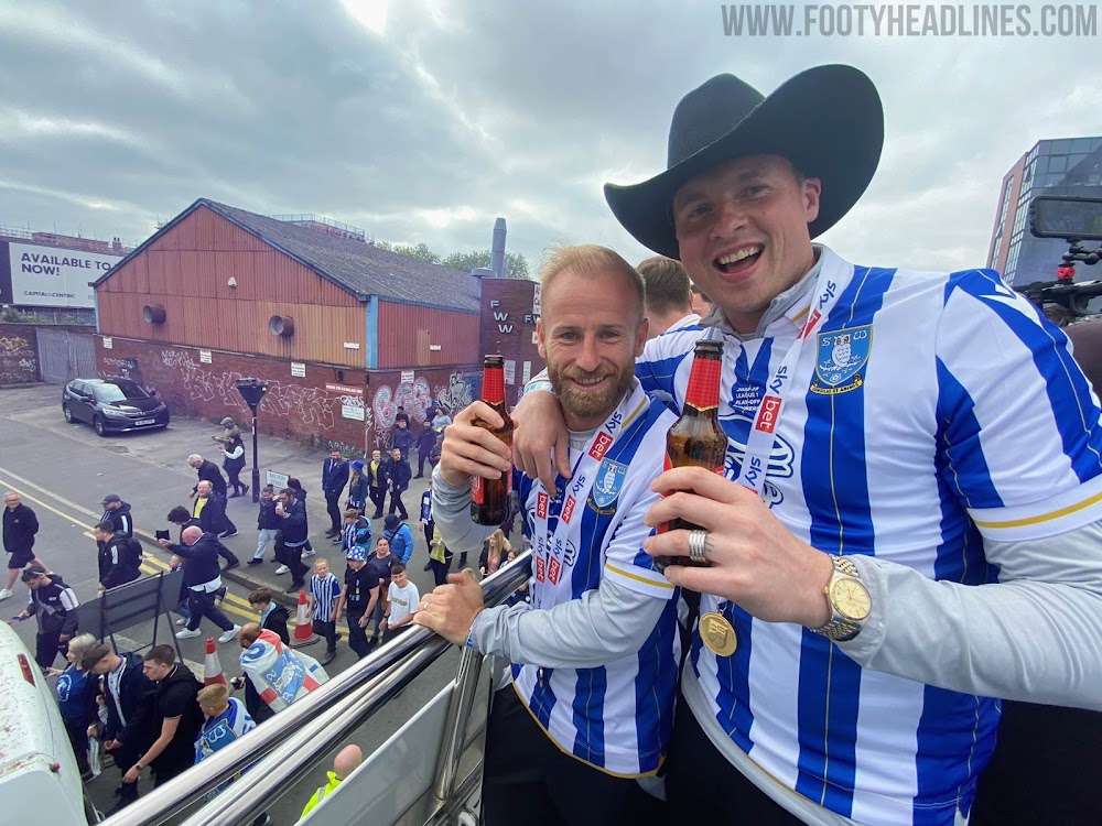 Sheffield Wednesday unveil new home shirt for the 2023/24 season at  promotion parade - YorkshireLive
