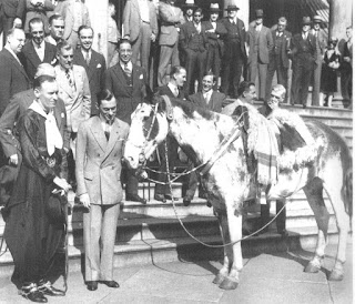 AIMÉ TSCHIFFELY, MANCHA Y GATO ¡Hazaña! De Buenos Aires a Nueva York a caballo