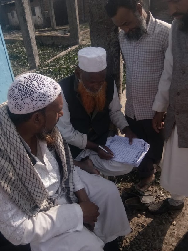 घर-दुकान पर पहुंचे, मांगी सीएए-एनआरसी को लेकर लोगों की राय 