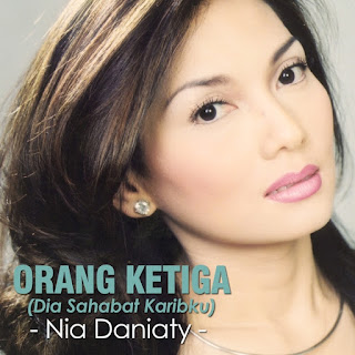 Nia Daniaty - Dia Sahabat Karibku Full Album