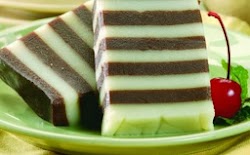 Kue Lapis -Traditional Kueh (Cake)