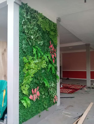 Jasa pembuatan vertikal garden sintetis di bogor - tukang rumput bogor