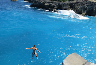 Tempat Wisata Ekstrim di Indonesia, Tantang Adrenalinmu di Sini