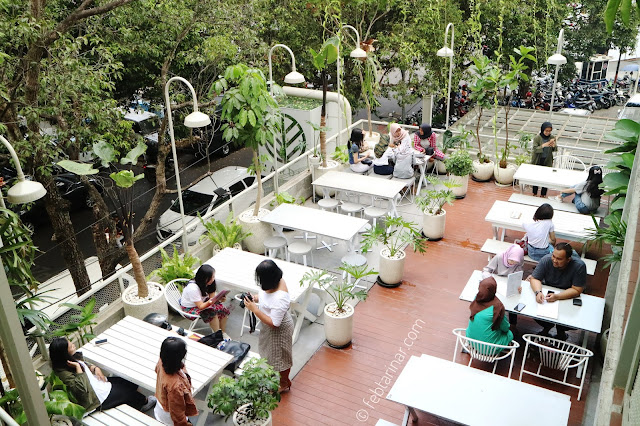 jardin cafe bandung, rara febtarina, blogger bandung, febtarinar.com,