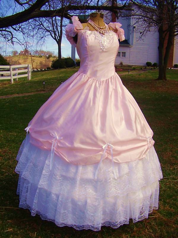 Here is the beautiful dress that I purchased on Ebay What a wonderful time 
