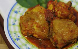 Resep pangek ayam pedas khas Padang bikin ketagihan