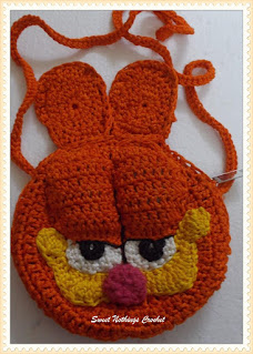 crochet sling bag all done