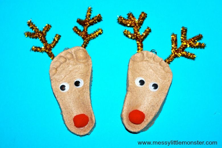 Reindeer footprint craft - Christmas footprint art
