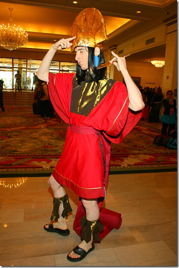 the emperor's new groove cosplay - kuzco