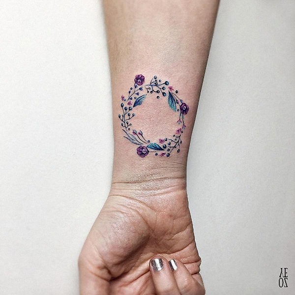 esta_coroa_de_flores_de_pulso_tatuagem