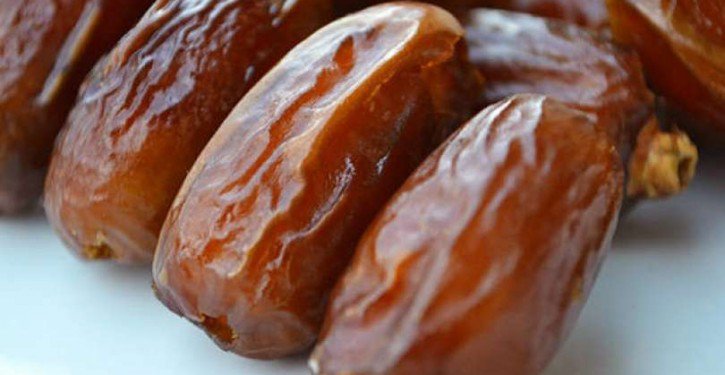 5 Magical Benefits Of Eating 3 Dates Daily : Things That Happen To Your Body 