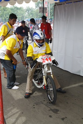 Foto gambar motor drag race  Krian-Sidoarjo