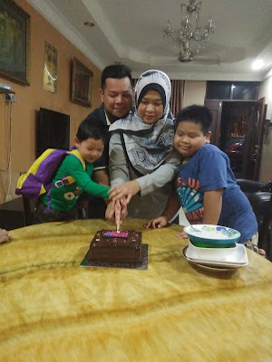 anniversary, cake by Donna's touch, cara sambut anniversary, anniversary ke 10, ulangtahun perkahwinan ke 10, 5 tahun perkahwinan, frasa perkhawinan, 4 frasa perkahwinan,