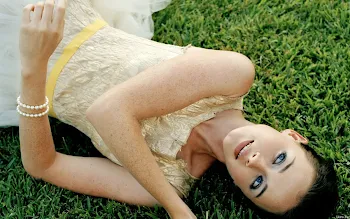 alexis bledel
