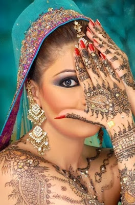 Stylish Mehndi Designs Pictures For Dulhan