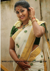 malayalam actress Navya Nair kerala saree