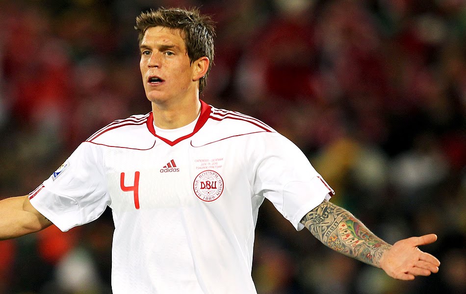 Daniel Agger Tattoo: Daniel Agger, da Dinamarca .