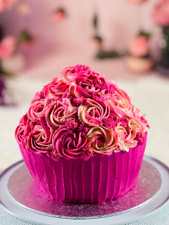 Large Cup Cake