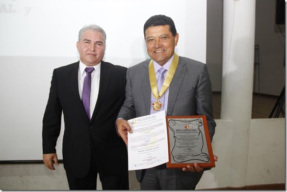 2018-24abr-mandatario-de-tunja-recibio-el-titulo-honorifico-de-alcalde-solidario-e-incluyente-de-la-region-andina-de-colombia-2018