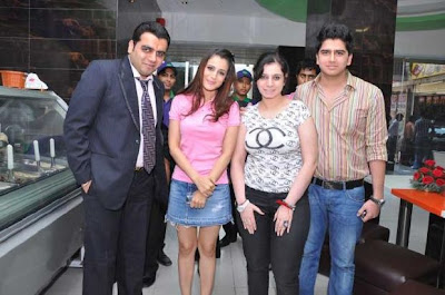 Amisha Patel new photos