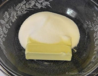 butter and sugar in bowl