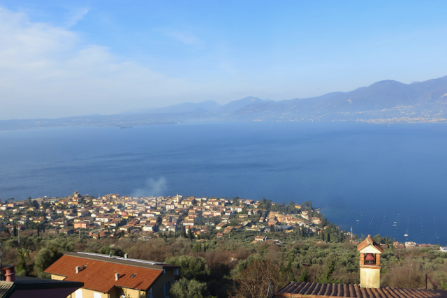 escursione monte luppia punta san vigilio incisioni rupestri