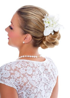 Hairstyles with Flowers - Women Hairstyle Ideas