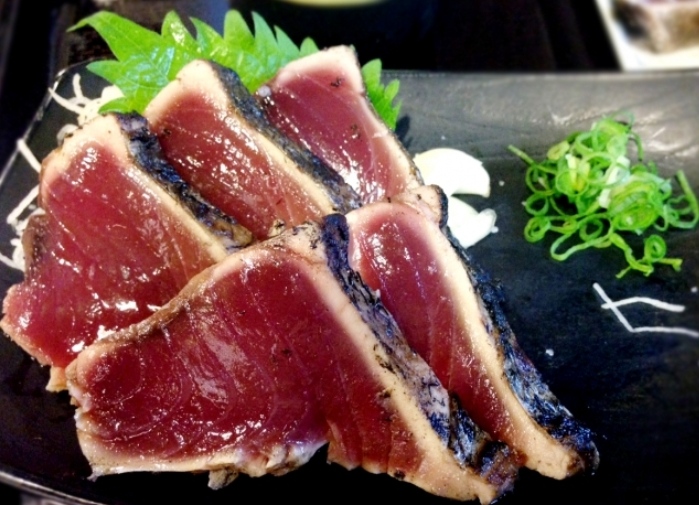 Katsuo no Tataki, Masakan Tradisional Jepang ,Makanan Khas Jepang Yang Mendunia Masakan Tradisional Jepang ,Makanan Khas Jepang Yang Mendunia resep KebumenMengenal masakan tradisional khas daerah jepang