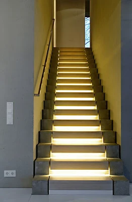 Instalaciones eléctricas residenciales - Escaleras