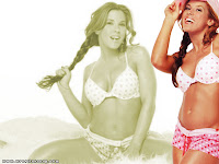 Mickie James Wallpapers